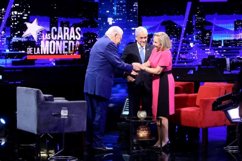 Sebastián Piñera y Cecilia Morel revisaron el Top Five de las "Piñericosas"