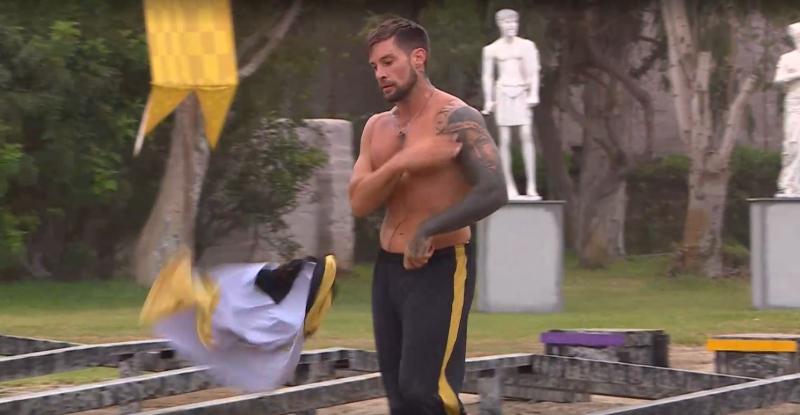 Luis Mateucci enojado en Ganar o Servir