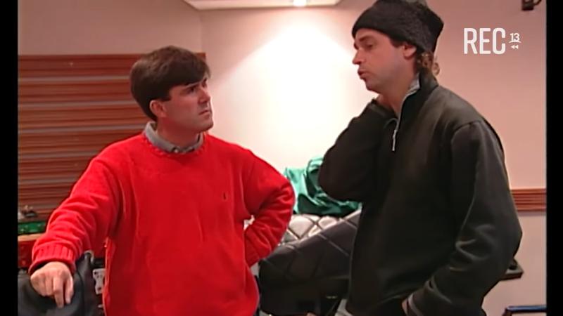 Marcelo Comparini y Gustavo Cerati en "El Triciclo", (1999). Créditos: Youtube 13Rec