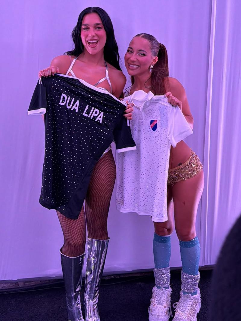 Dua Lipa y Princesa Alba. Créditos: Instagram.