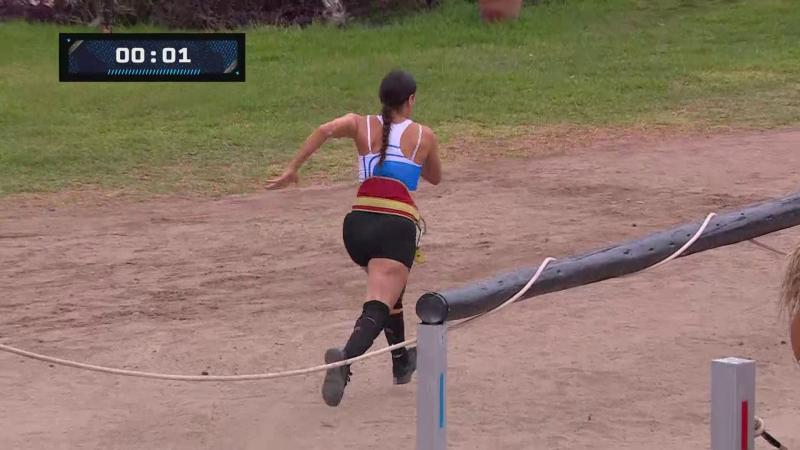Vanessa Santos salió apenas dieron el vamos de la competencia.