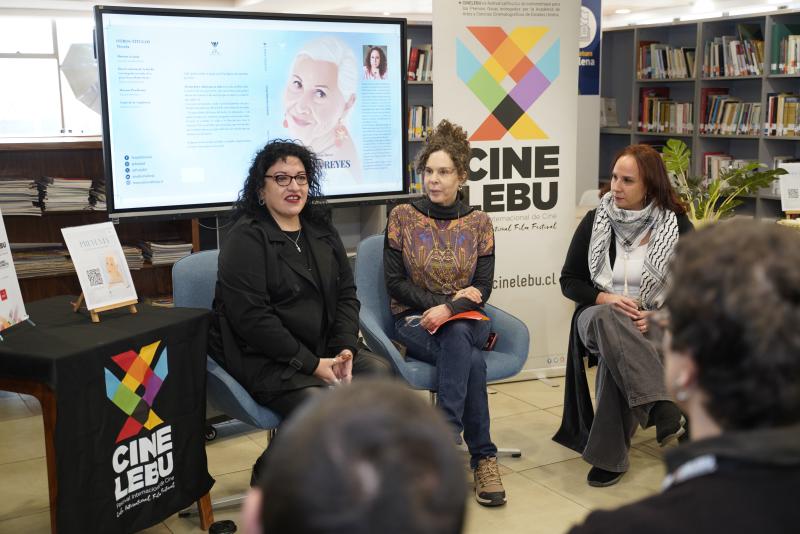 Hija de Teresita Reyes presenta libro sobre su madre en Festival Internacional de Cine de Lebu.