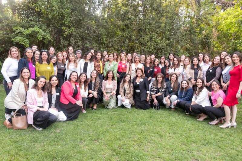 Mujeres líderes se reúnen para debatir sobre el futuro del trabajo: ¿La inteligencia artificial nos está devolviendo tiempo o llenándolo de más trabajo?
