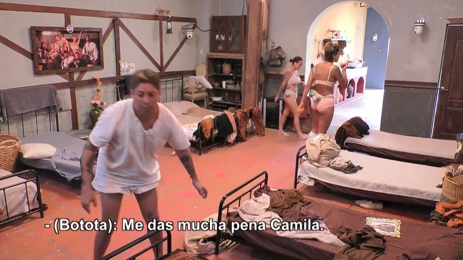 Botota y Camila Recabarren pelean en Ganar o Servir
