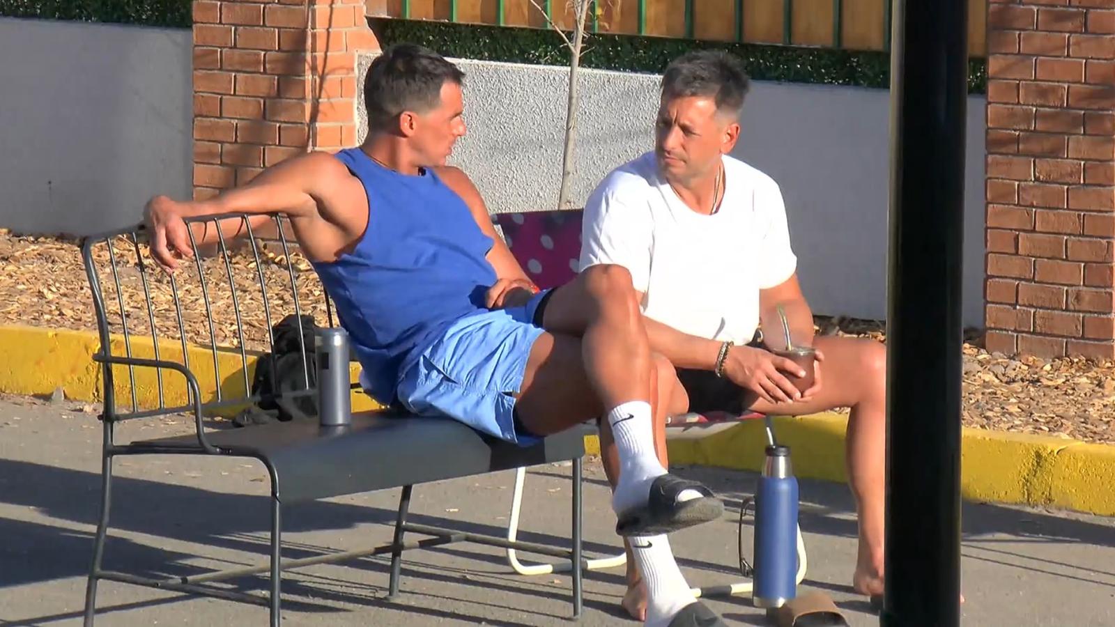 Camilo Huerta y Agustín Pastorino en "Vecinos al límite"