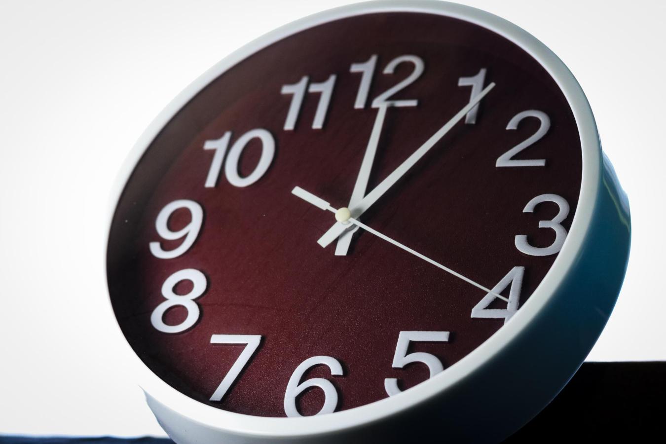 Agencia UNO - Cambio de hora