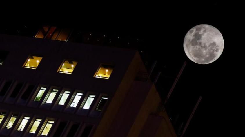 Superluna llena. Créditos: Agencia Uno. 