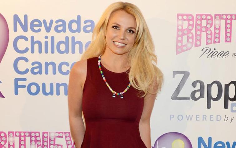 Britney Spears subió foto en bikini y sus fans la destruyeron por usar Photoshop