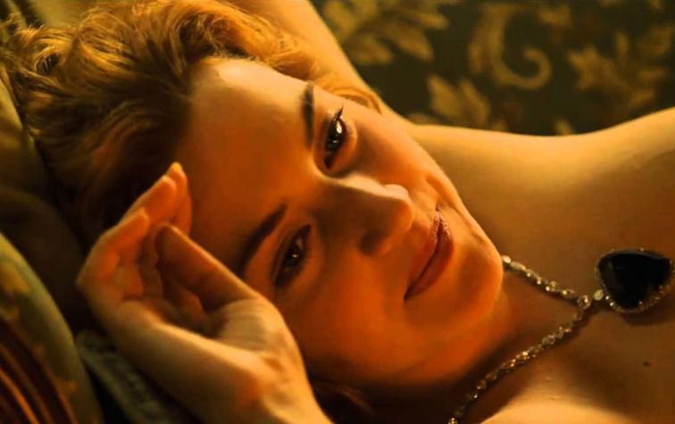 Revelan quién dibujó a “Rose” en recordada escena de “Titanic”