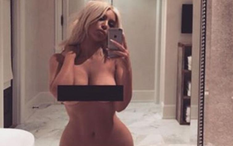 Kim lo hizo ¡otra vez! Se desnudó para Snapchat