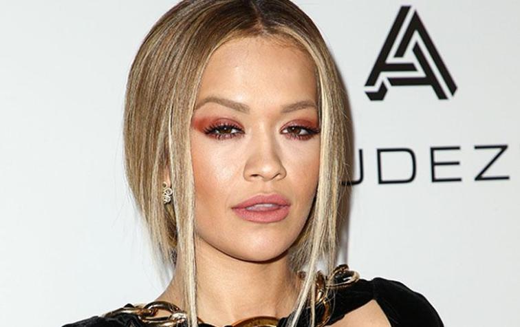 El bikini de lujo con el que Rita Ora se baña en Cannes