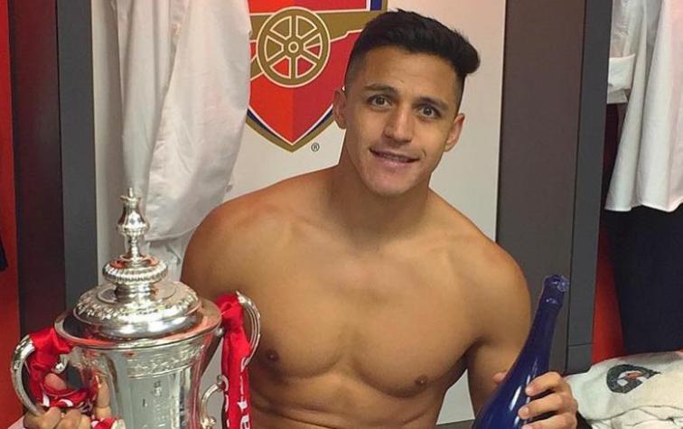 Alexis Sánchez se fue de Shopping y de carrete en Santiago
