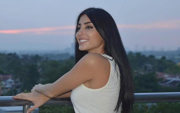 Flavia Medina luce sensual escote profundo en Instagram