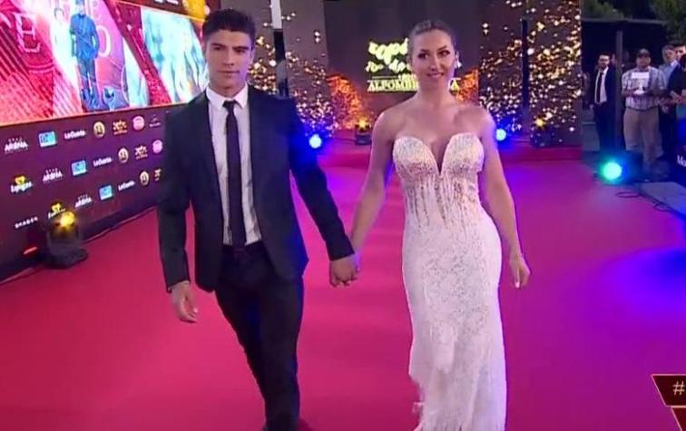 Nicole Moreno aparece junto a su pololo en la alfombra roja del Copihue de Oro