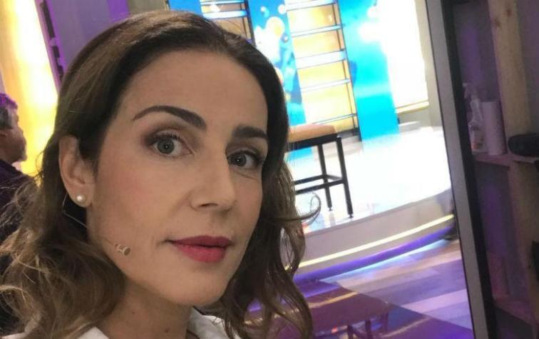 Bárbara Rebolledo se muestra sin una gota de maquillaje