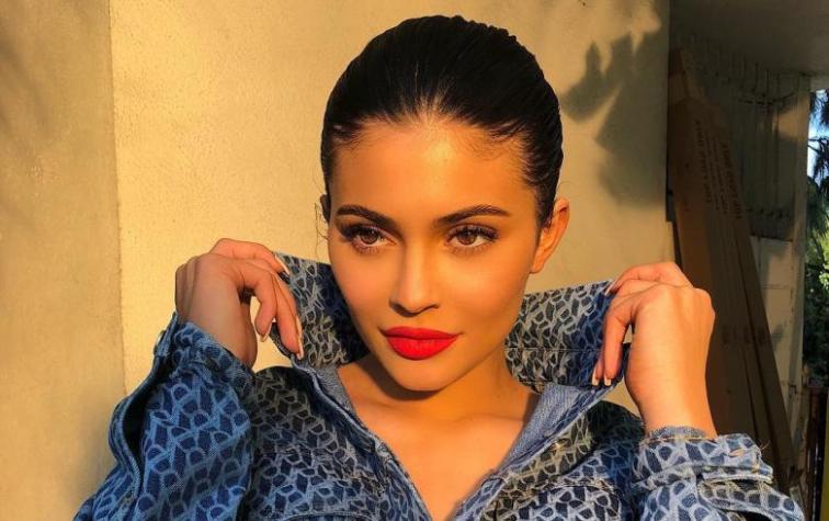 Kylie Jenner reveló que se sacó el relleno de sus labios