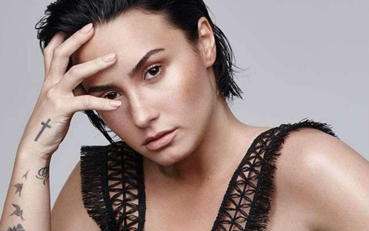 Demi Lovato deja temporalmente el centro de rehabilitación