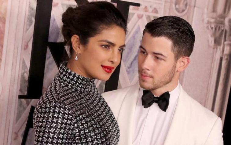 Priyanka Chopra celebró su despedida de soltera vestida de novia