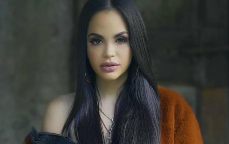 Natti Natasha estrenó nuevo look con chasquilla
