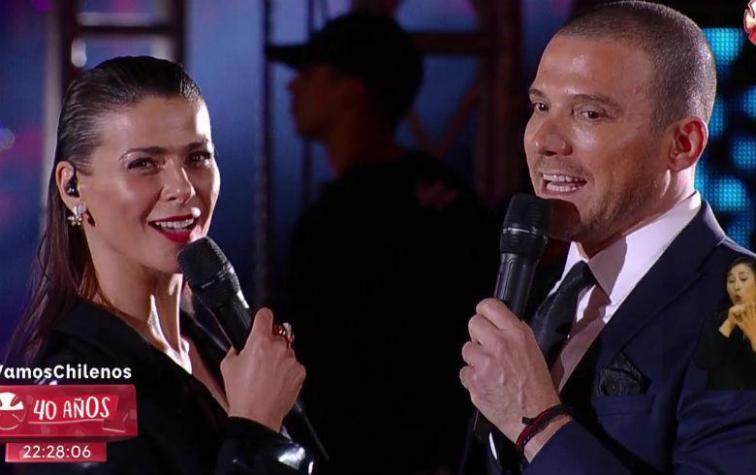 El beso de Tonka Tomicic y Julián Elfenbein en el cierre de la Teletón