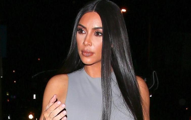 Khloé Kardashian le copió el traje de baño a Kylie Jenner  
