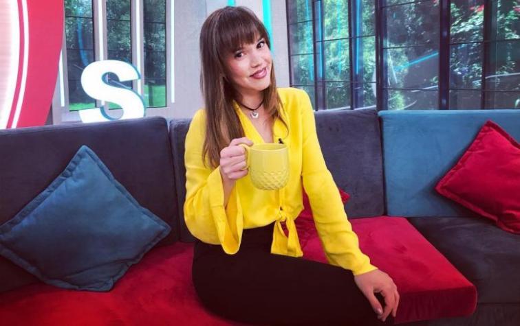 Carolina Mestrovic anunció con anillo de compromiso en mano que se casa 