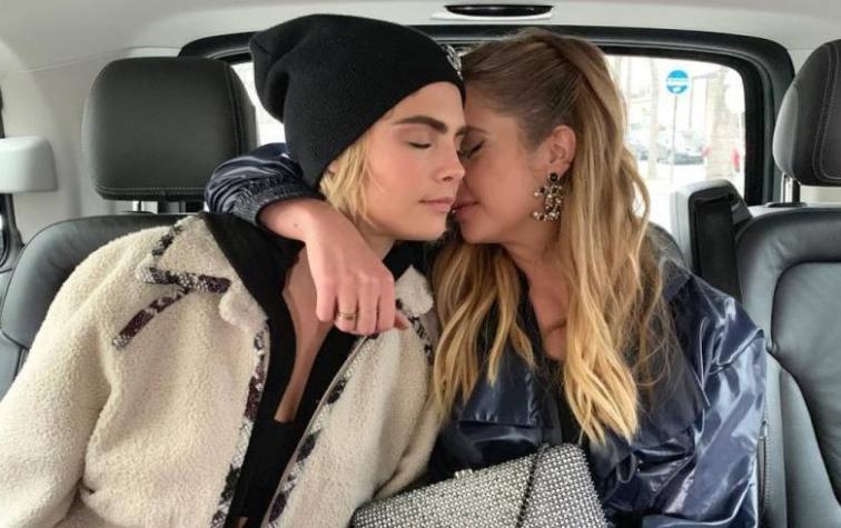 Cara Delevingne publica foto de Ashley Benson apagando los rumores de ruptura