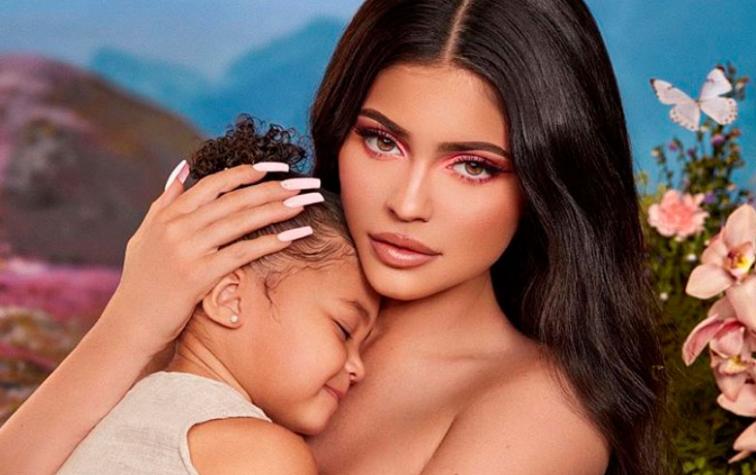 Hija de Kylie Jenner tuvo apoteósica fiesta para celebrar su línea de maquillaje