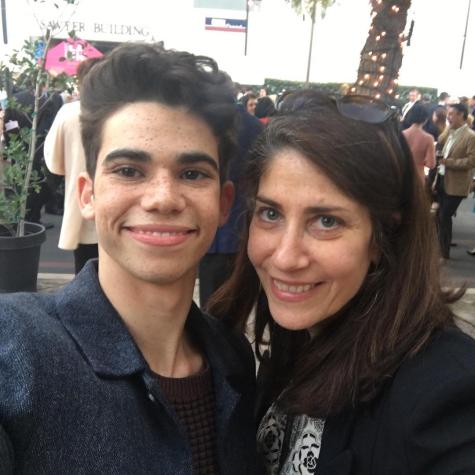 Madre de Cameron Boyce rompe en llanto al recordarlo en su cumpleaños