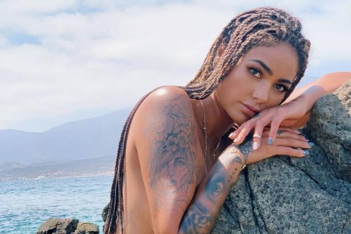 El osado tatuaje "underboob" de Camila Recabarren