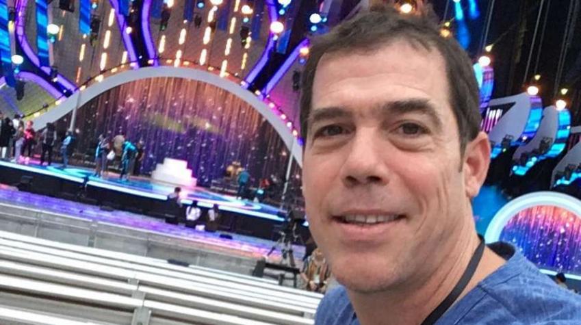 Álvaro Escobar se tituló de periodista en plena pandemia
