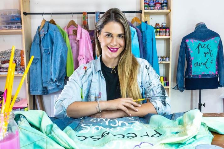Laura Prieto recibe desubicado comentario por foto en traje de baño