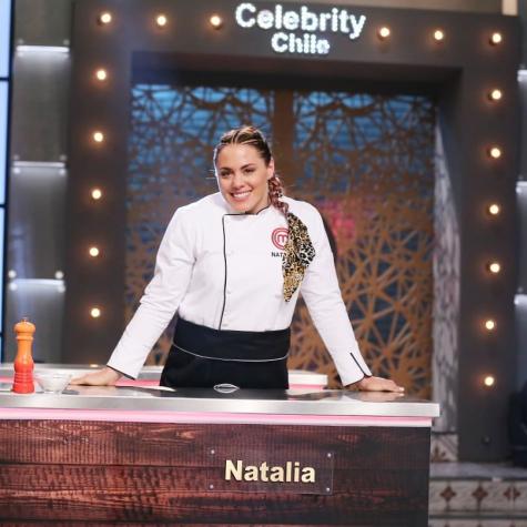 Natalia Duco luce sus 30 semanas de embarazo en bikini