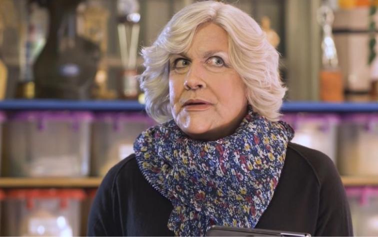 Stefan Kramer se luce con nueva imitación a Mónica González