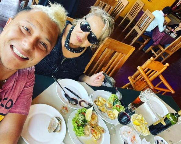 Sergio Rojas defiende decisión de vivir con su madre