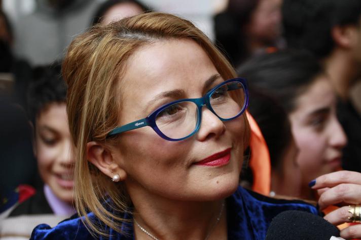 Ex asistente de Cathy Barriga acusa que la golpeó dos veces