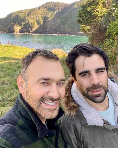 Jordi Castell dedica emotivo poema a su pareja
