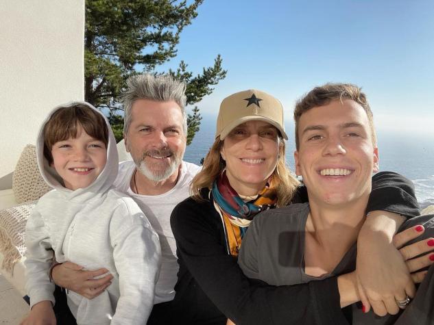 Diana Bolocco celebra los 18 de su hijo Diego junto a ex marido