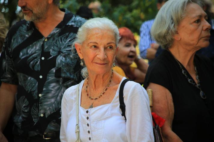 Luz Jiménez está perdiendo la vista por enfermedad degenerativa