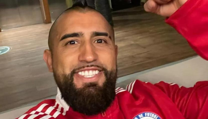 "Está viejo": Arturo Vidal estrena llamativo nuevo look
