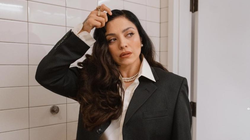 Las bellas fotos de la boda de Mon Laferte: "Hasta el infinito y más allá"