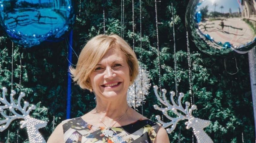 Con disfraz y todo: Evelyn Matthei sorprende al interpretar a “Betty, la Fea”