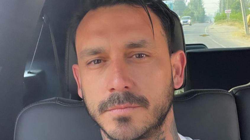 Mauricio Pinilla muestra el procedimiento estético al que se sometió