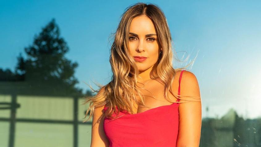 Maura Rivera saca risas tras responder particular pregunta de un seguidor