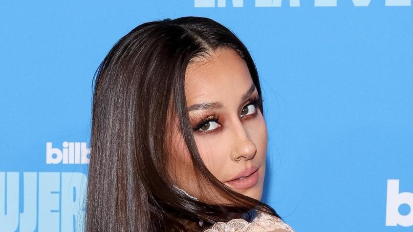 Denise Rosenthal cuenta los imprevistos que tuvo en los Billboard: se quedó sin una uña