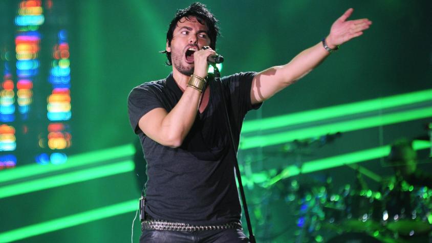 Beto Cuevas encanta con foto al natural a sus 56 años