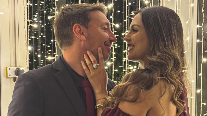 Karina León y Rodrigo Gallina posaron para Jordi Castell y compartieron tiernas fotos del embarazo