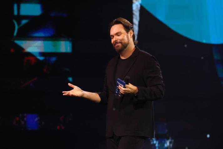 George Harris salió a defenderse tras su fracaso en Viña 2025 y acusó que fue víctima de "xenofobia"