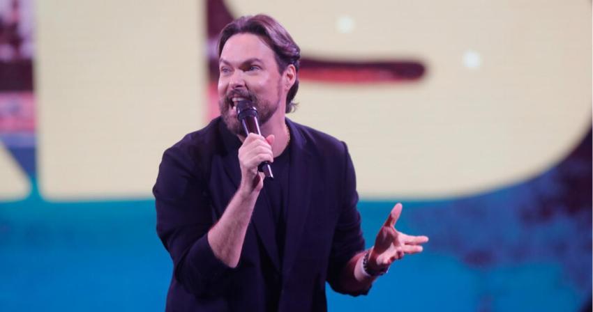 Alex Hernández arremetió contra George Harris tras sus polémicos dichos en redes sociales: "Es de muy mal gusto"