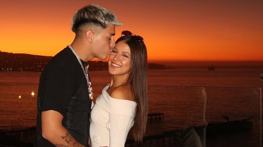 Fuego, rosas y diamantes: el romántico regalo de cantante urbano chileno a su novia influencer